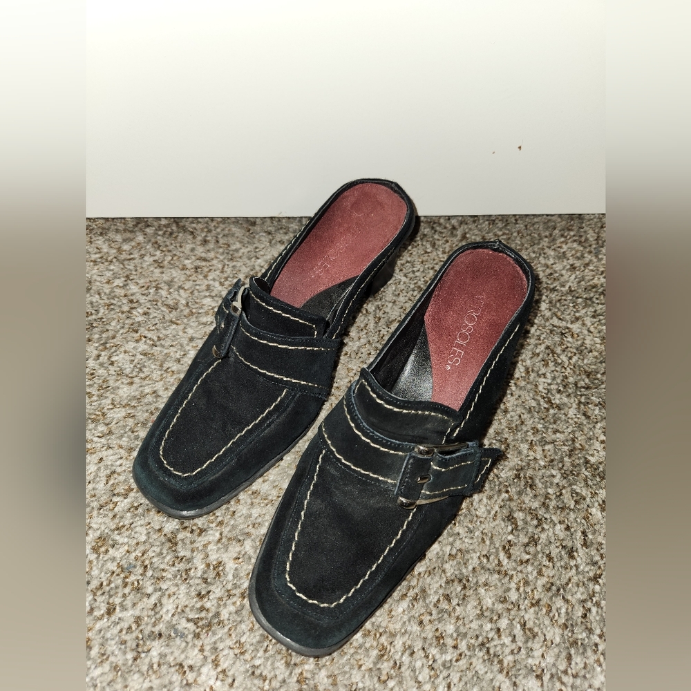 Slip-on shoes